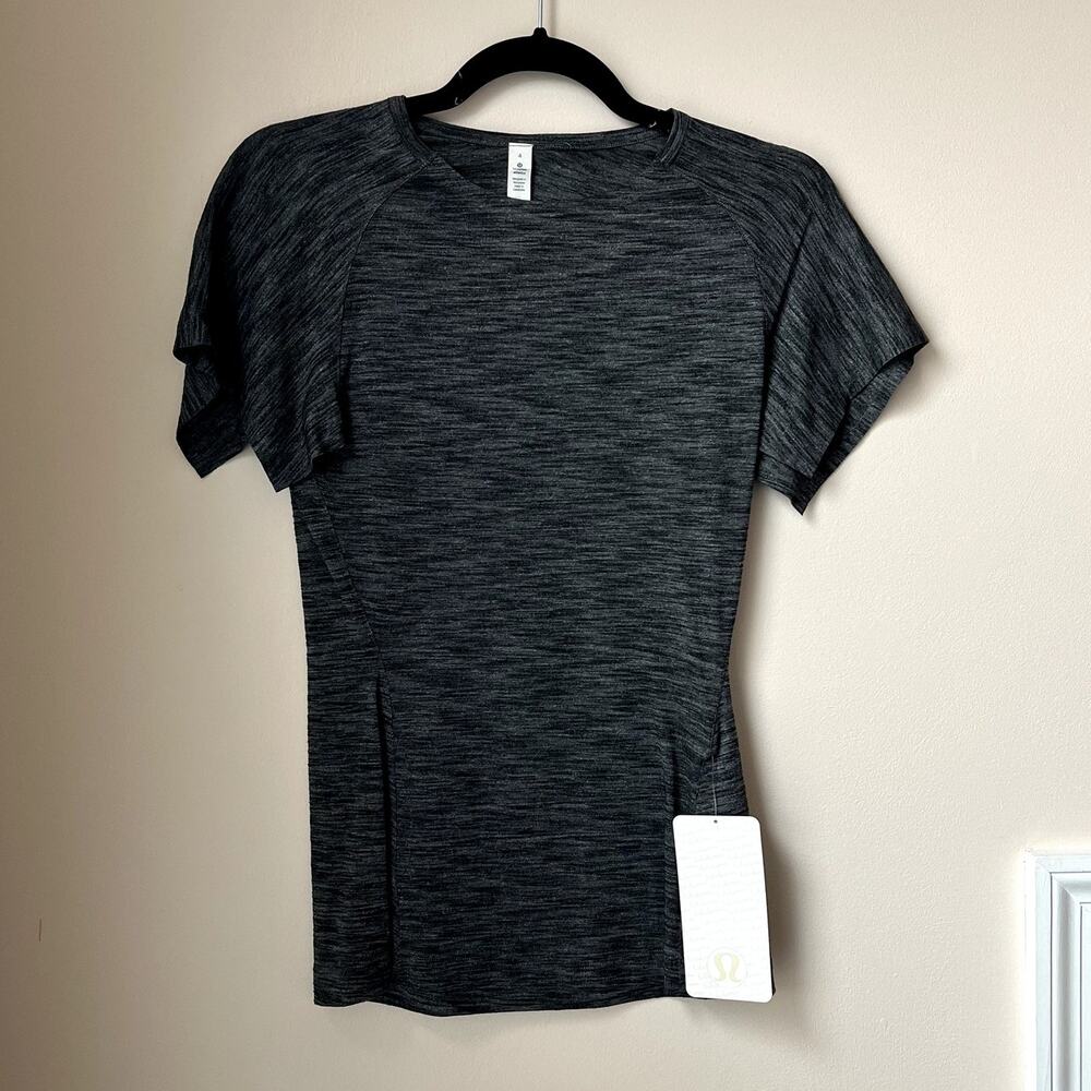 Lululemon Short Sleeve Take Off Tee Heathered Charcoal Size 4